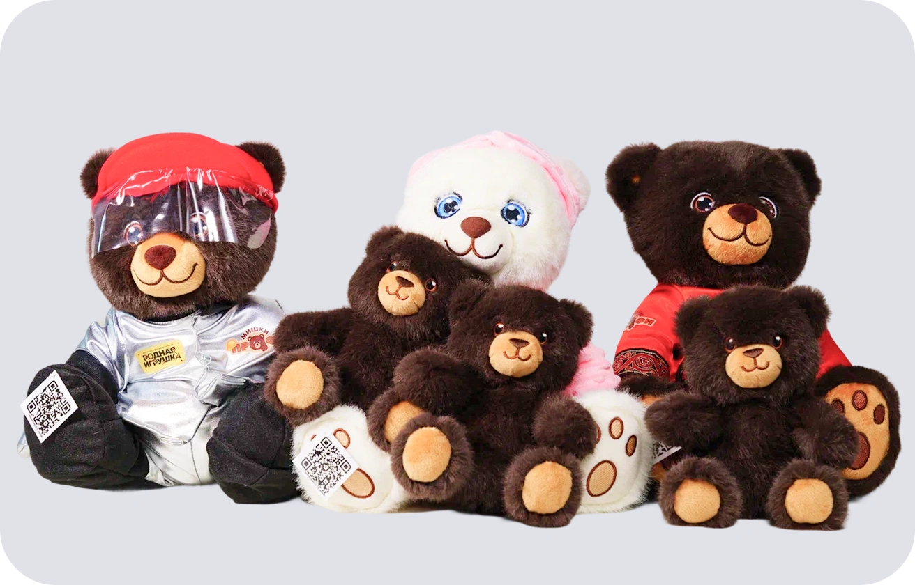 «Мишки-профи» — мягкие медведи, которые знакомят детей с более чем 35 профессиями: от пожарного до космонавта.