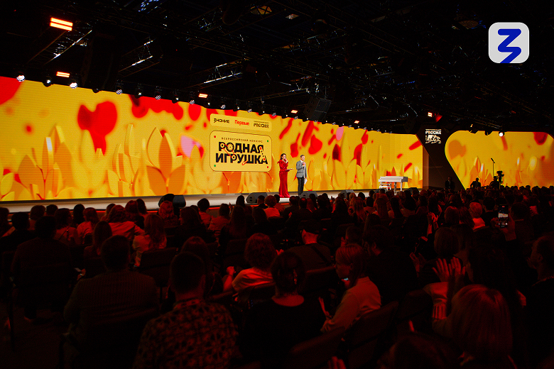 Первый тираж игрушек победителей конкурса «Родная игрушка» выпустят при поддержке технологических партнеров конкурса, они появятся в продаже по всей стране.