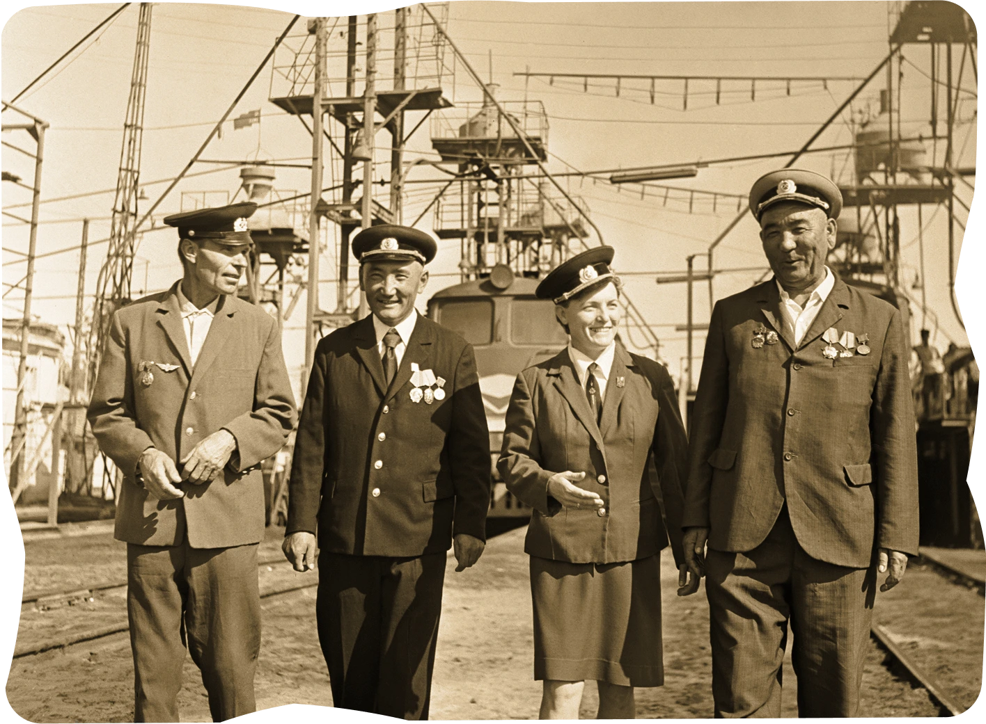 Ветераны железной дороги в депо, 1974 год.