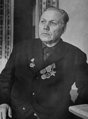 «Когда увидел свою будущую супругу, подумал: „Не дай бог будет моей женой!“»